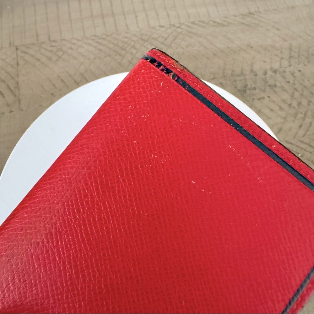 Louis Vuitton Red Taiga Leather Brazza Wallet - Picture 6 of 15